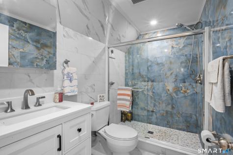 198 Montauk Avenue New London CT 06320