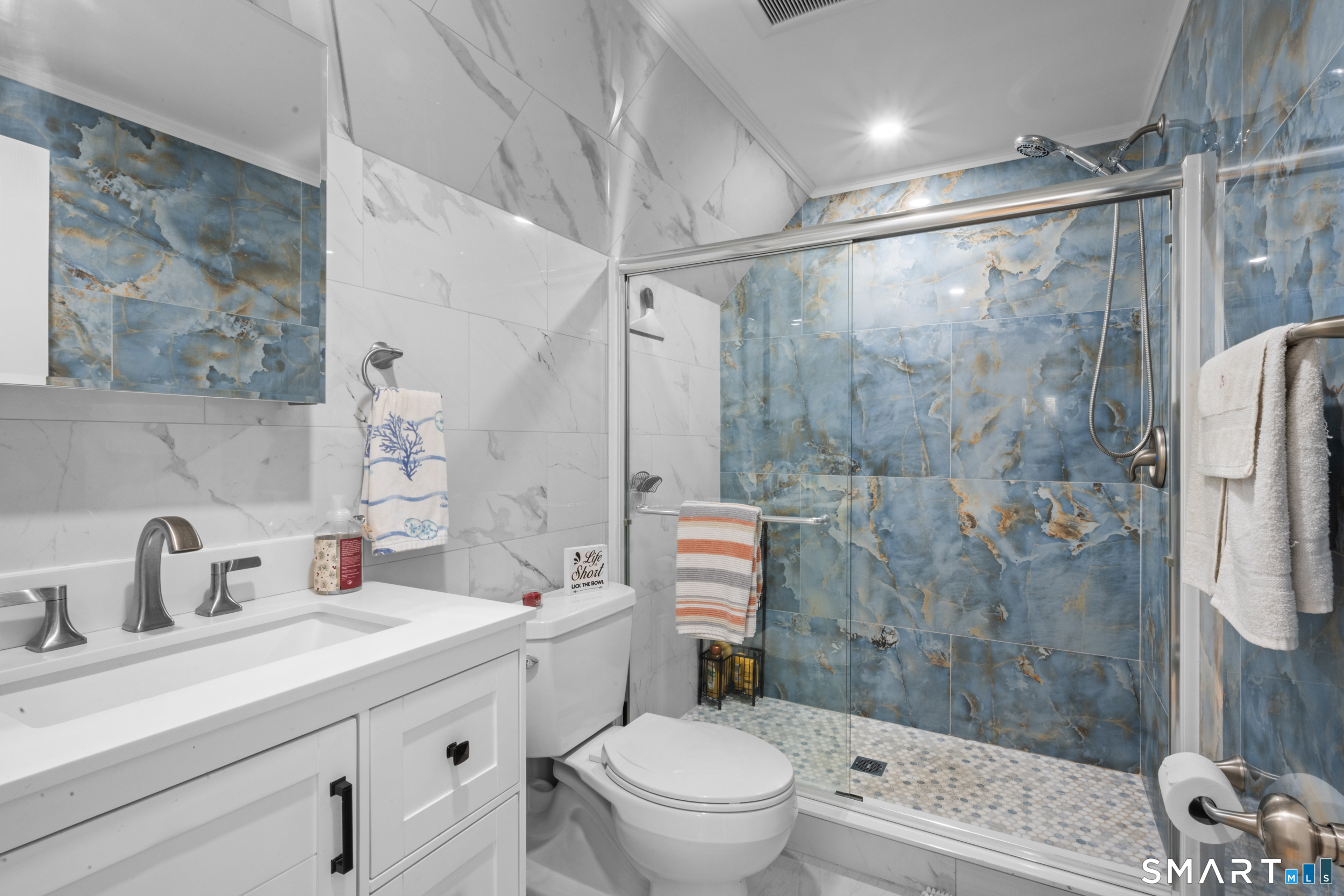 198 Montauk Avenue New London CT 06320