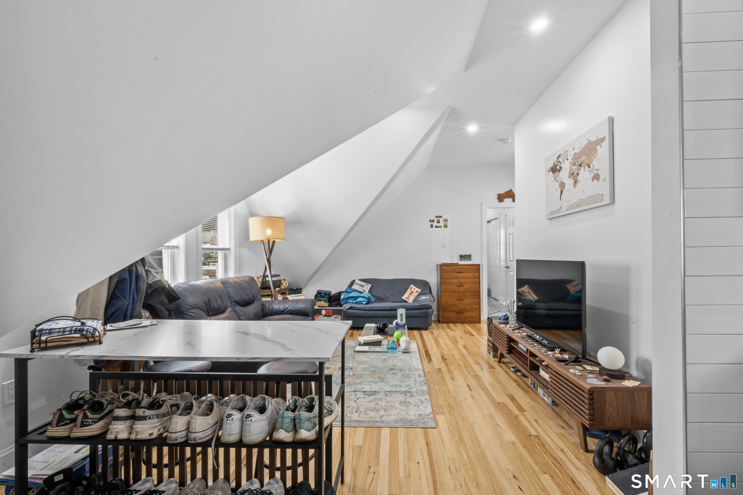 198 Montauk Avenue New London CT 06320
