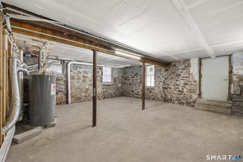 198 Montauk Avenue New London CT 06320