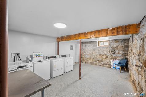 198 Montauk Avenue New London CT 06320