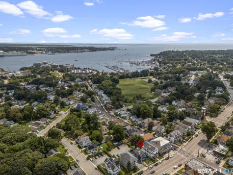 198 Montauk Avenue New London CT 06320