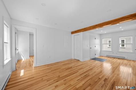 198 Montauk Avenue New London CT 06320