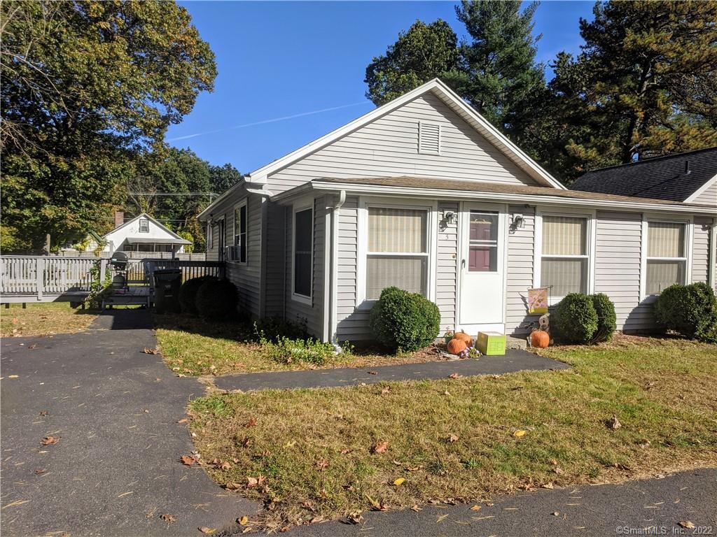 3 Grandview Avenue East Granby CT 06026