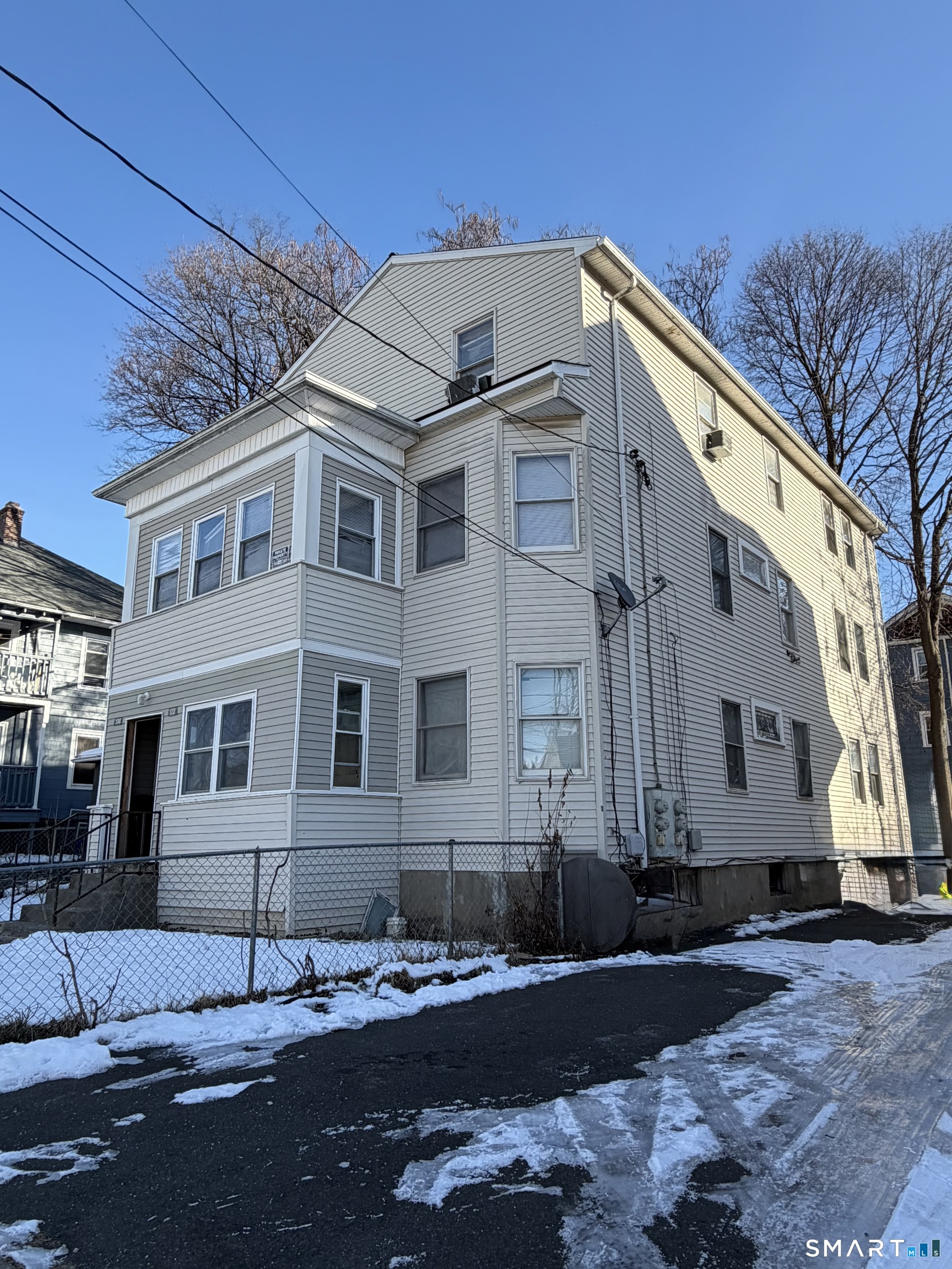 172 Adams Street Hartford CT 06112
