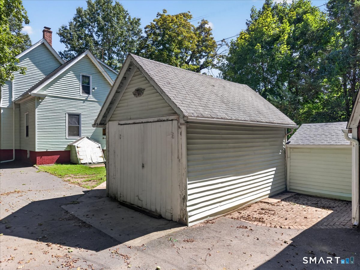 537 Naubuc Avenue Glastonbury CT 06033