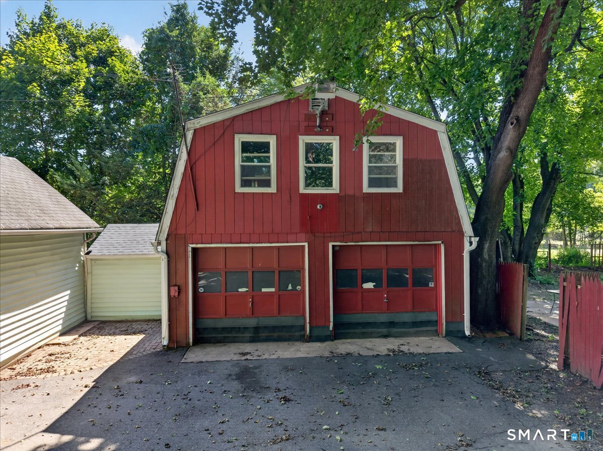 537 Naubuc Avenue Glastonbury CT 06033