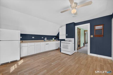 537 Naubuc Avenue Glastonbury CT 06033