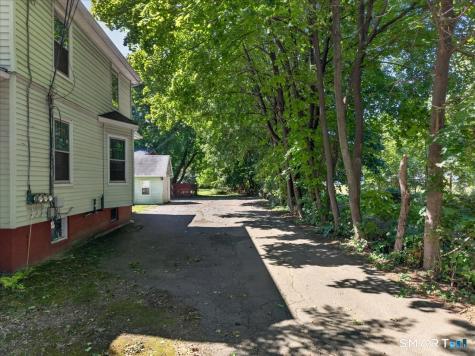 537 Naubuc Avenue Glastonbury CT 06033