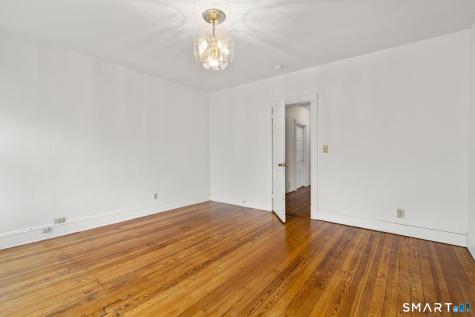 290-292 Grandview Terrace Hartford CT 06114