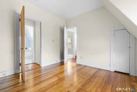 290-292 Grandview Terrace Hartford CT 06114