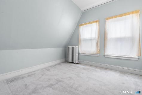 290-292 Grandview Terrace Hartford CT 06114
