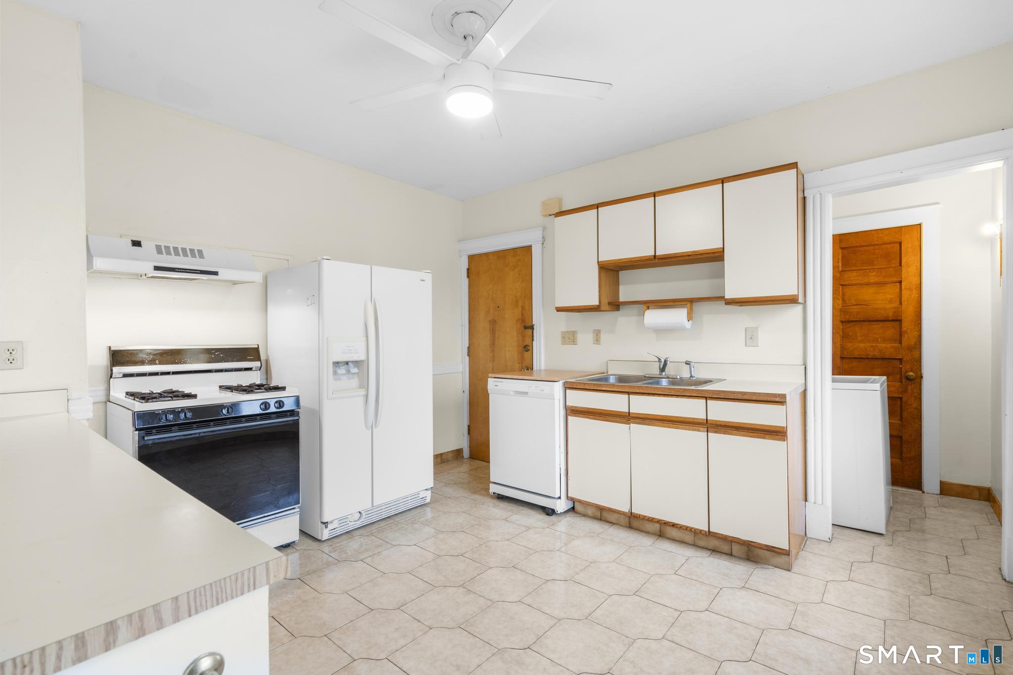 290-292 Grandview Terrace Hartford CT 06114