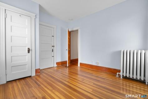 290-292 Grandview Terrace Hartford CT 06114
