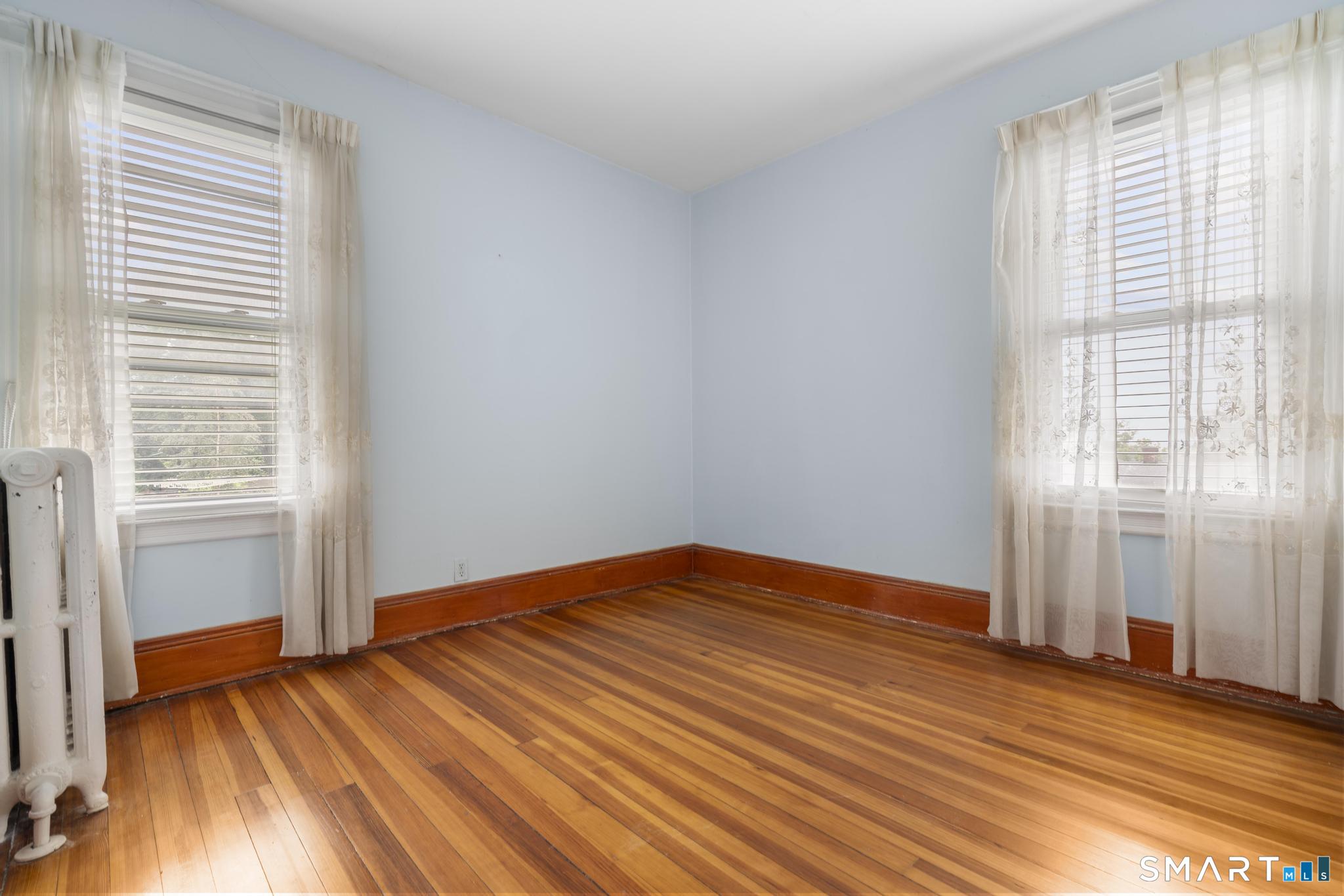 290-292 Grandview Terrace Hartford CT 06114