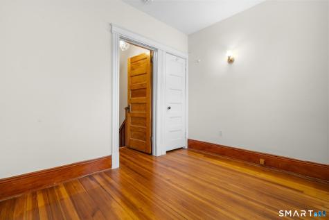 290-292 Grandview Terrace Hartford CT 06114