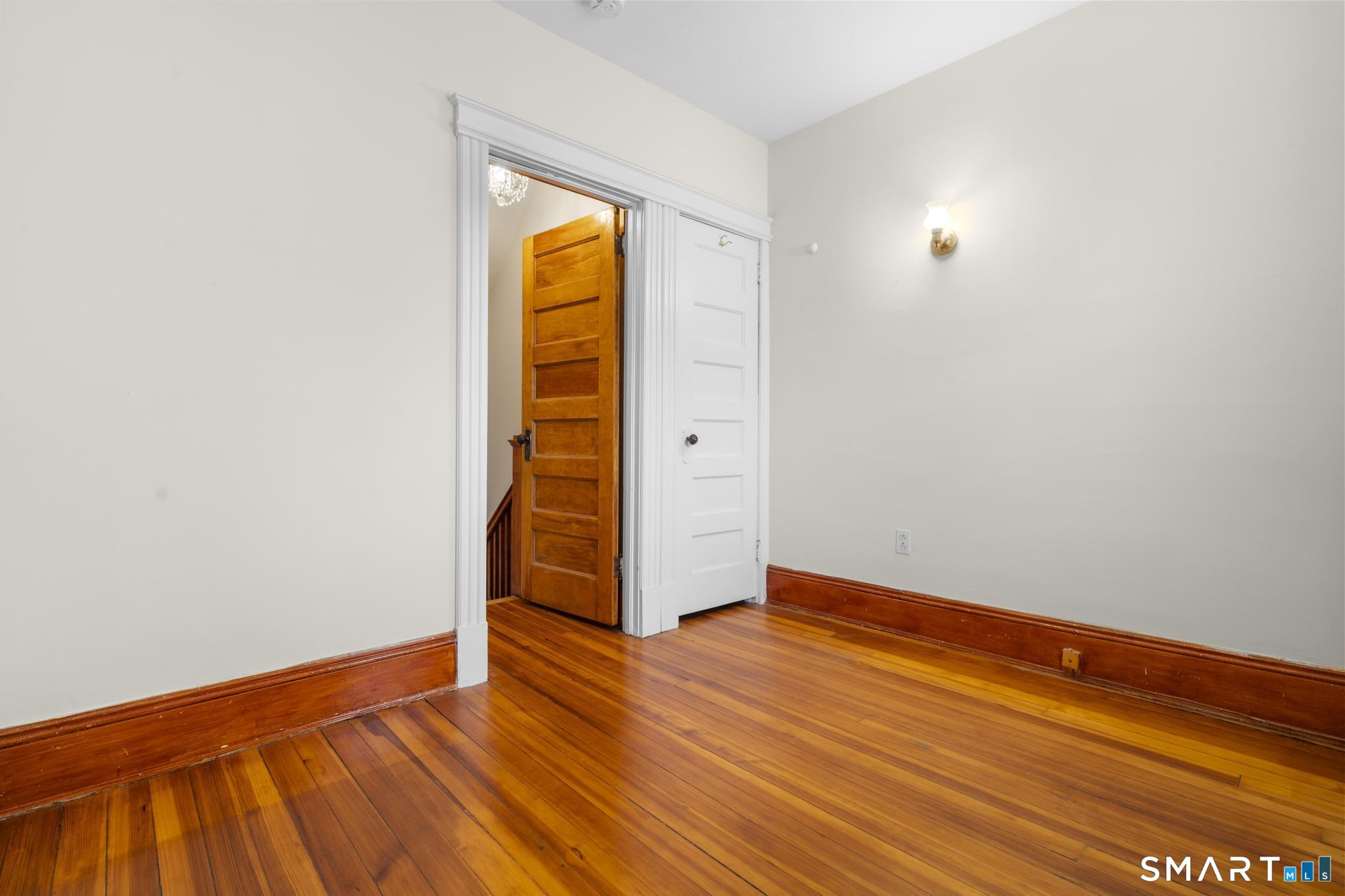 290-292 Grandview Terrace Hartford CT 06114