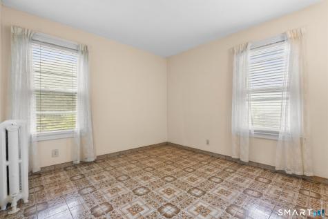 290-292 Grandview Terrace Hartford CT 06114