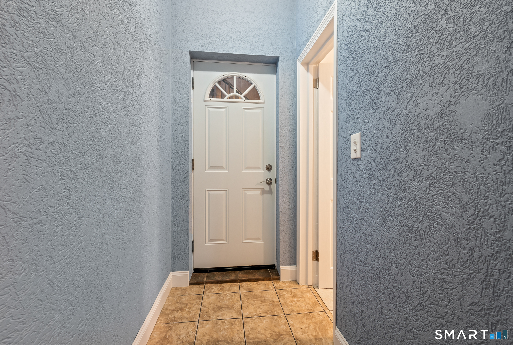 33 Hillhurst Avenue New Britain CT 06053