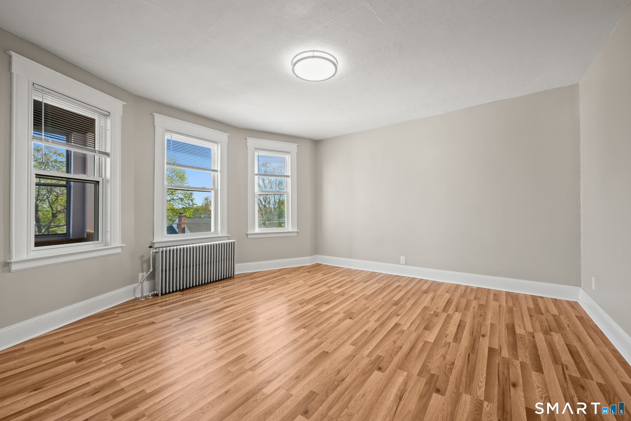 33 Hillhurst Avenue New Britain CT 06053