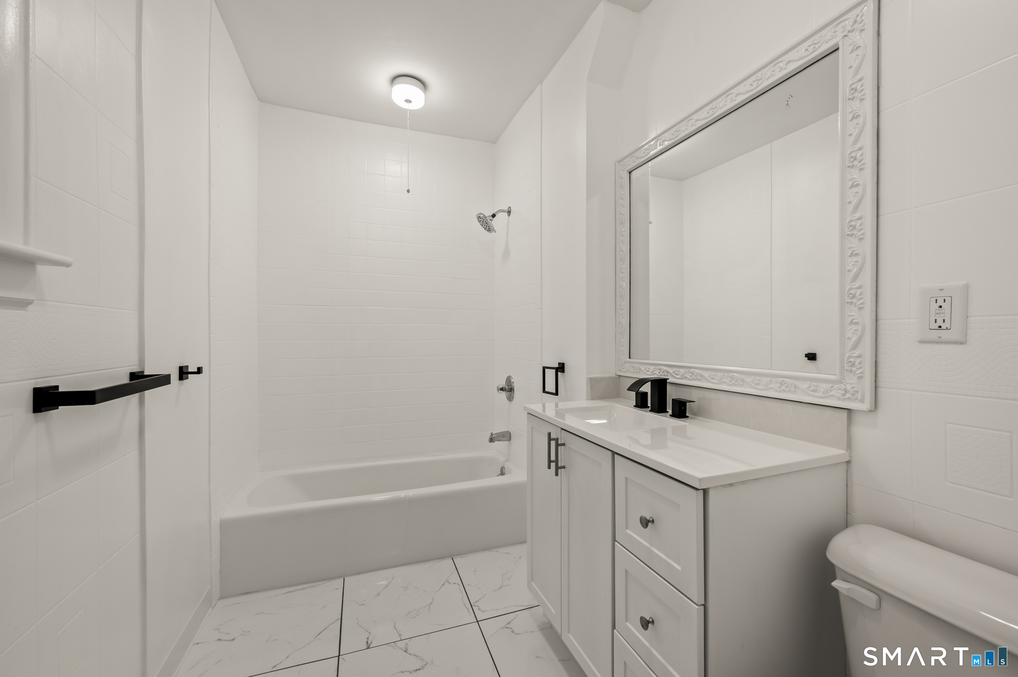33 Hillhurst Avenue New Britain CT 06053