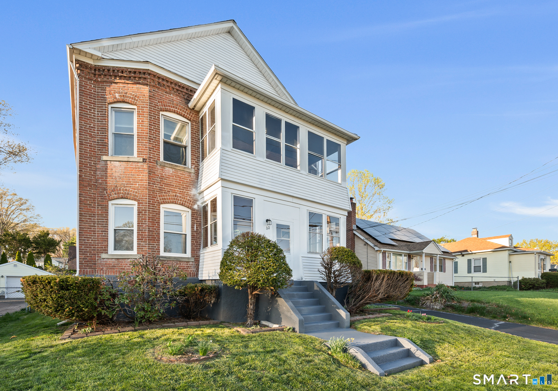 33 Hillhurst Avenue New Britain CT 06053