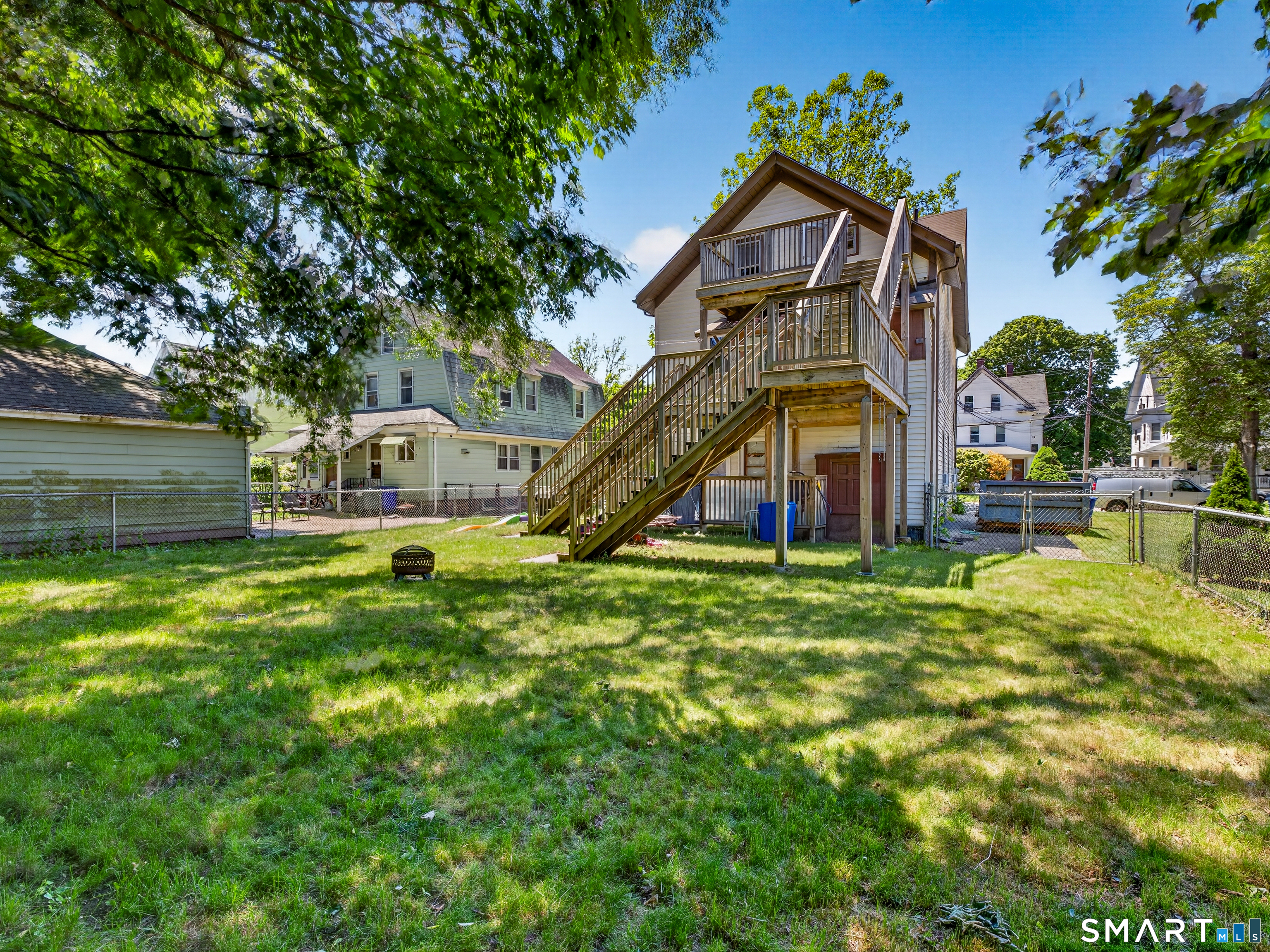 28 Moss Street Stonington CT 06379
