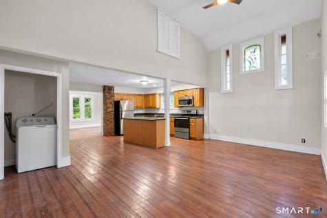 21 Pond Street Naugatuck CT 06770
