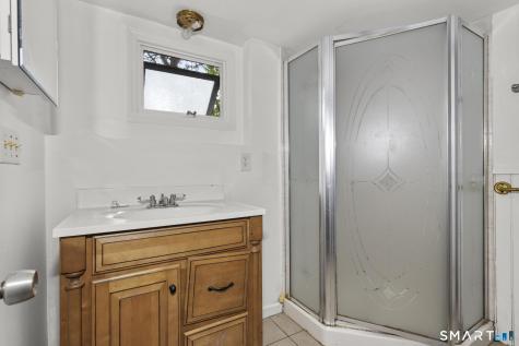 21 Pond Street Naugatuck CT 06770