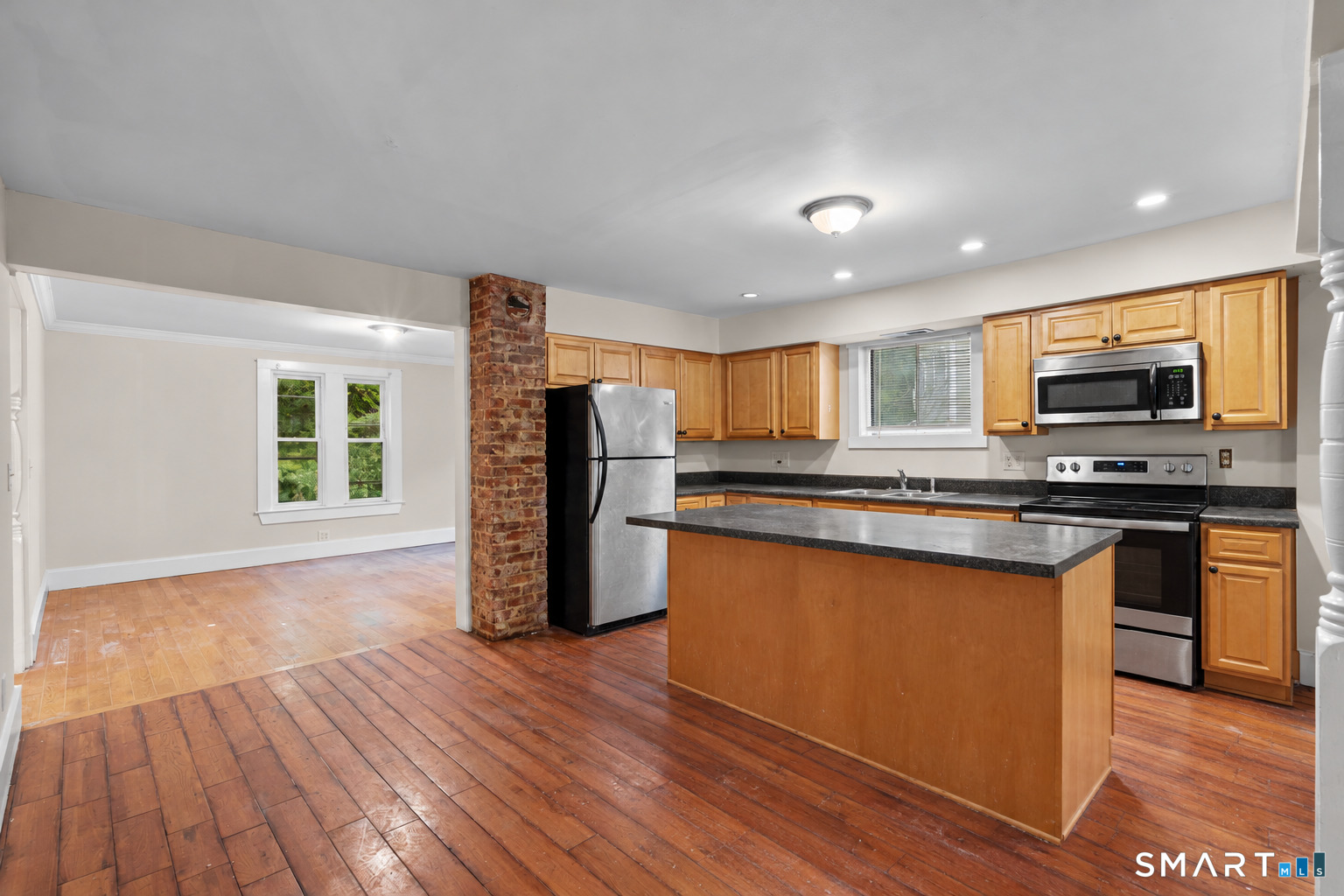 21 Pond Street Naugatuck CT 06770