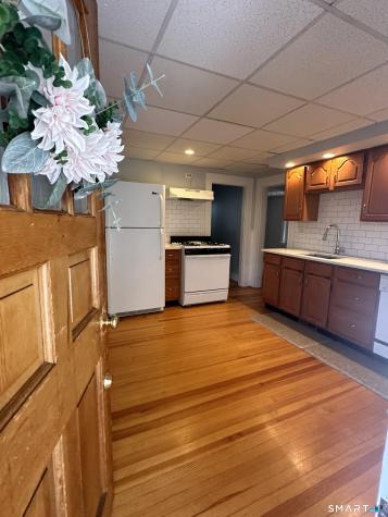 21 Wakelee Avenue Shelton CT 06484