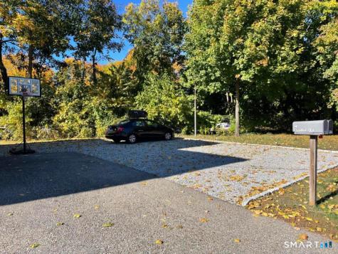 21 Wakelee Avenue Shelton CT 06484