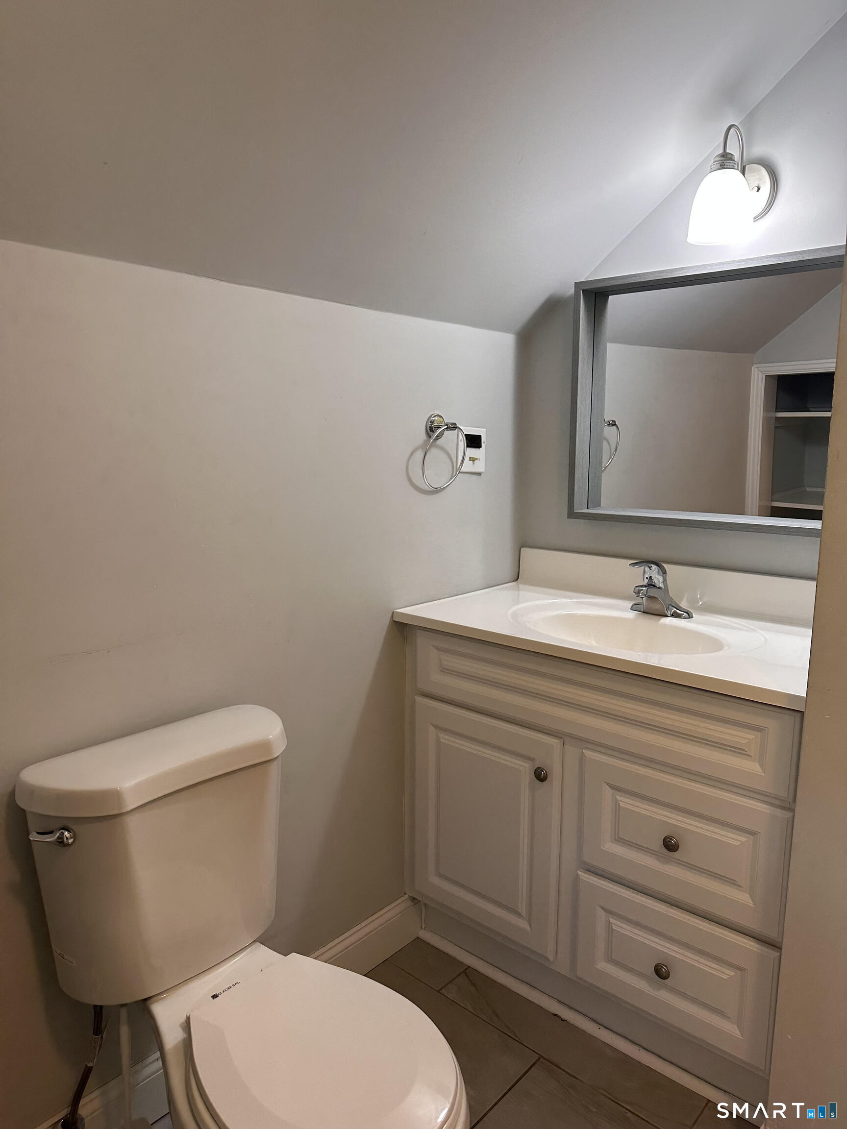 21 Wakelee Avenue Shelton CT 06484