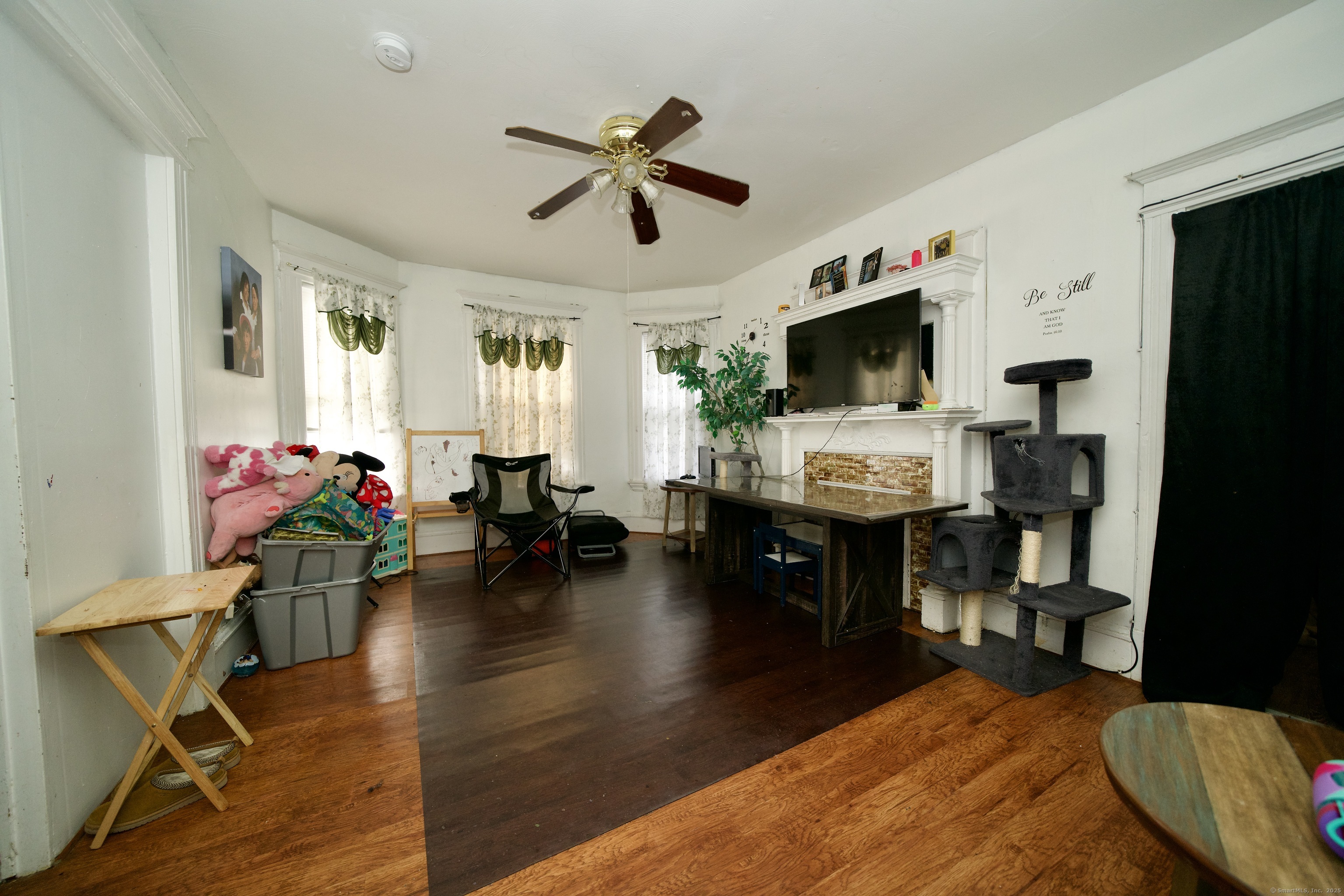 96-98 Sargeant Street Hartford CT 06154