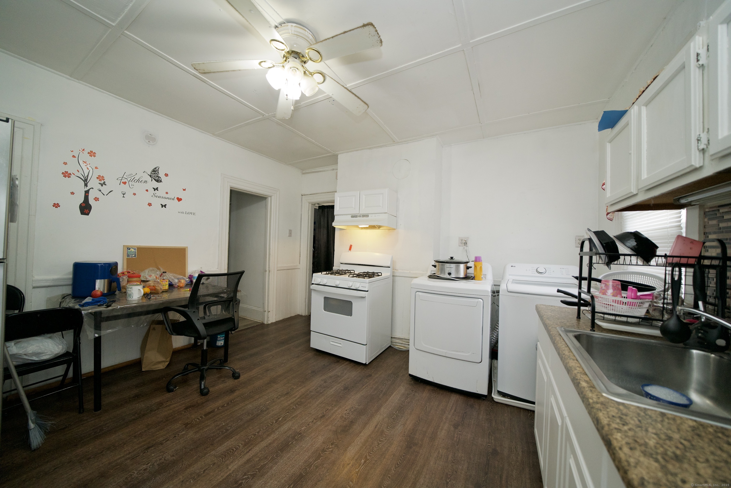 96-98 Sargeant Street Hartford CT 06154