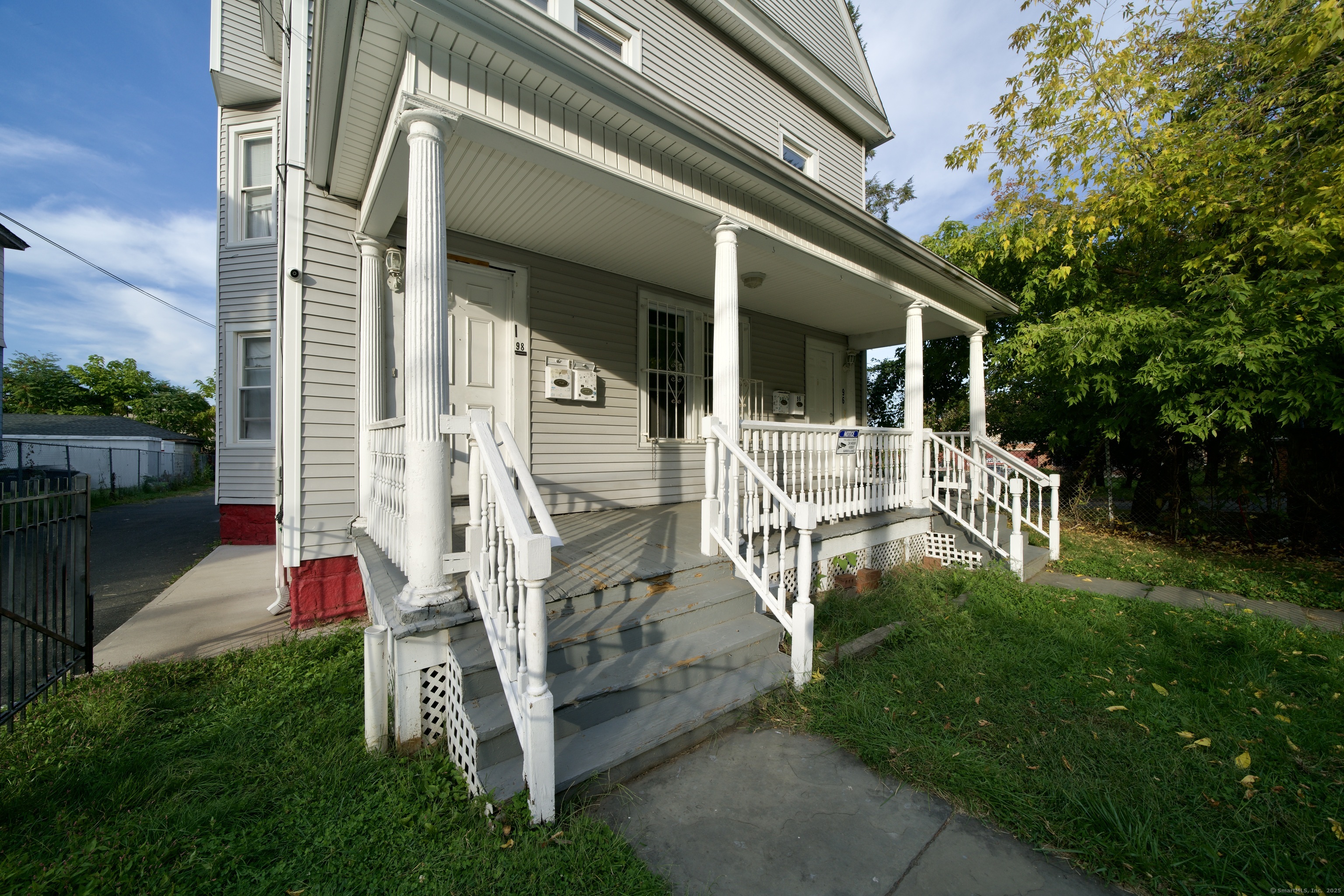 96-98 Sargeant Street Hartford CT 06154