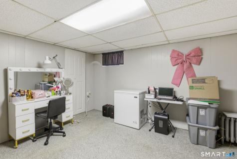 137 Linnmoore Street Hartford CT 06114
