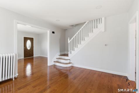 137 Linnmoore Street Hartford CT 06114