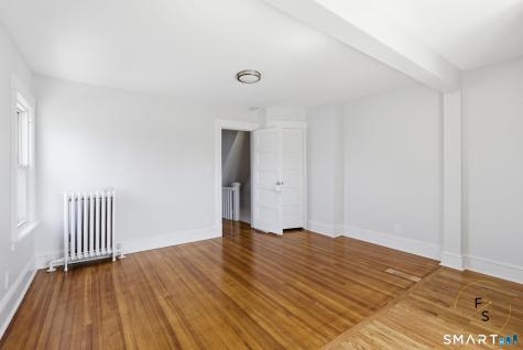 137 Linnmoore Street Hartford CT 06114