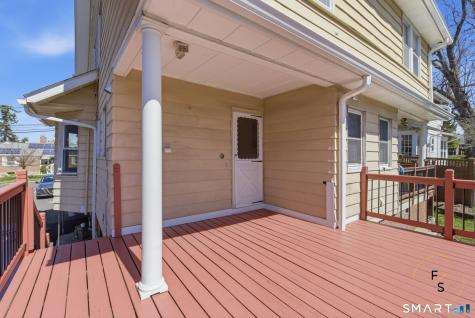 137 Linnmoore Street Hartford CT 06114