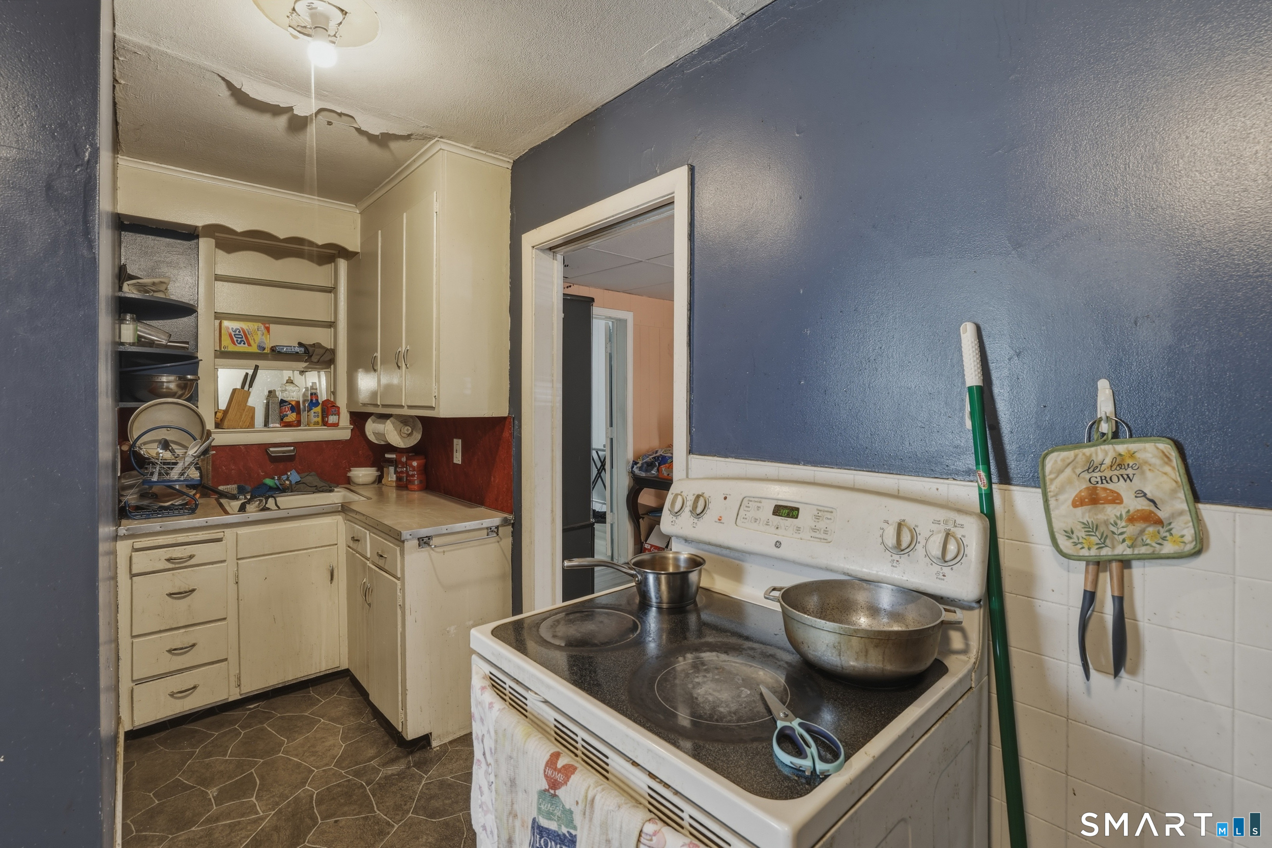 285 Zion Street Hartford CT 06106