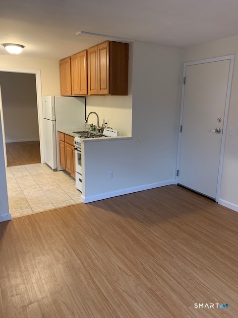174 Hillside Avenue Hartford CT 06106