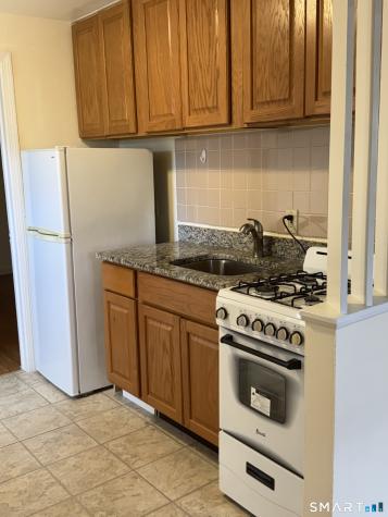 174 Hillside Avenue Hartford CT 06106