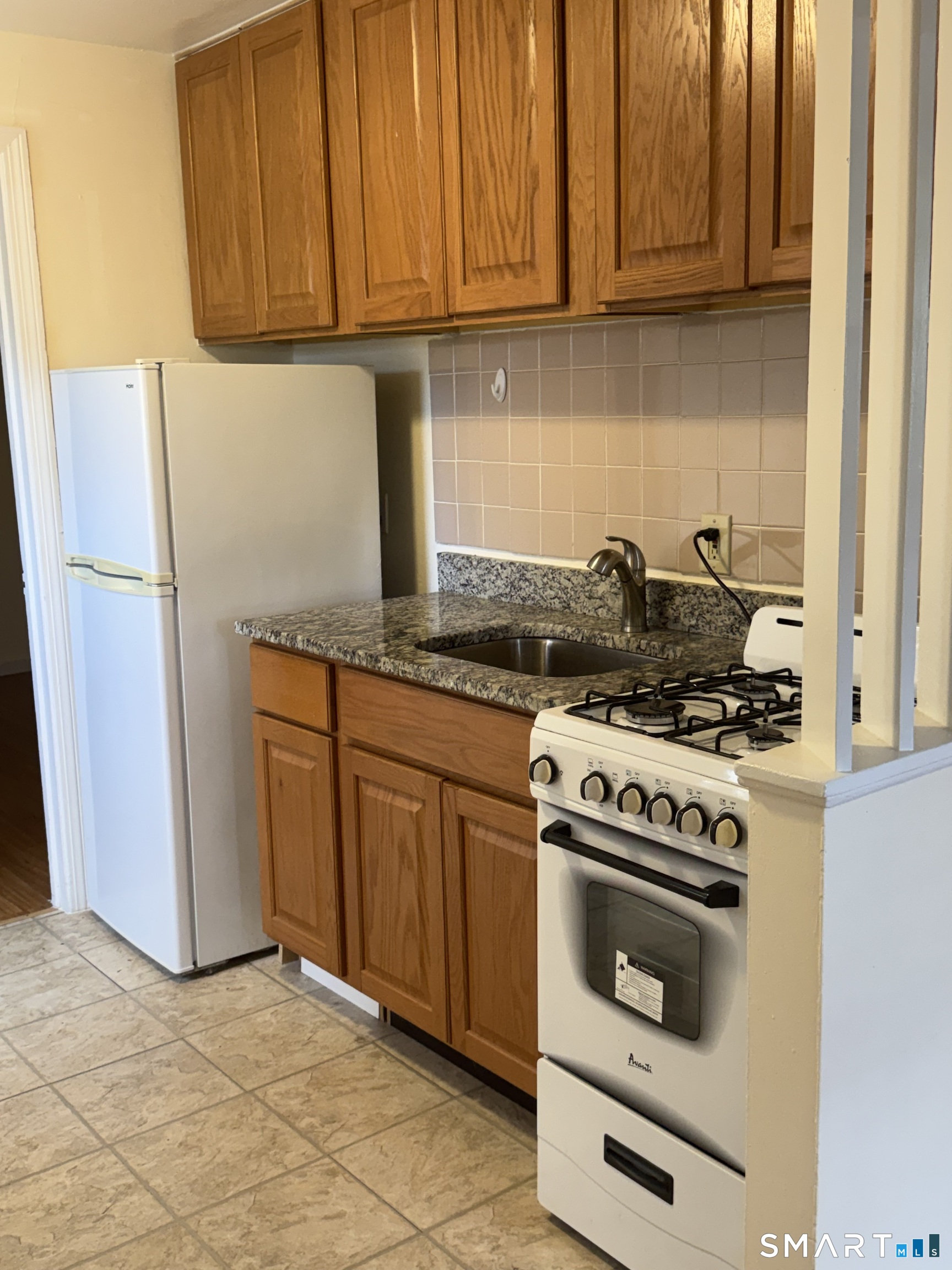 174 Hillside Avenue Hartford CT 06106