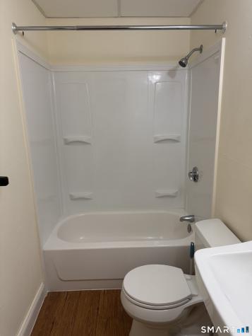 174 Hillside Avenue Hartford CT 06106