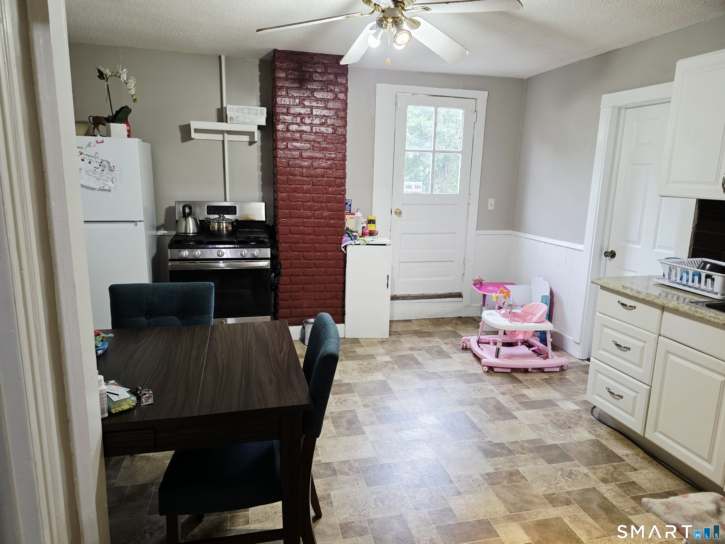 430 Burnside Avenue East Hartford CT 06108
