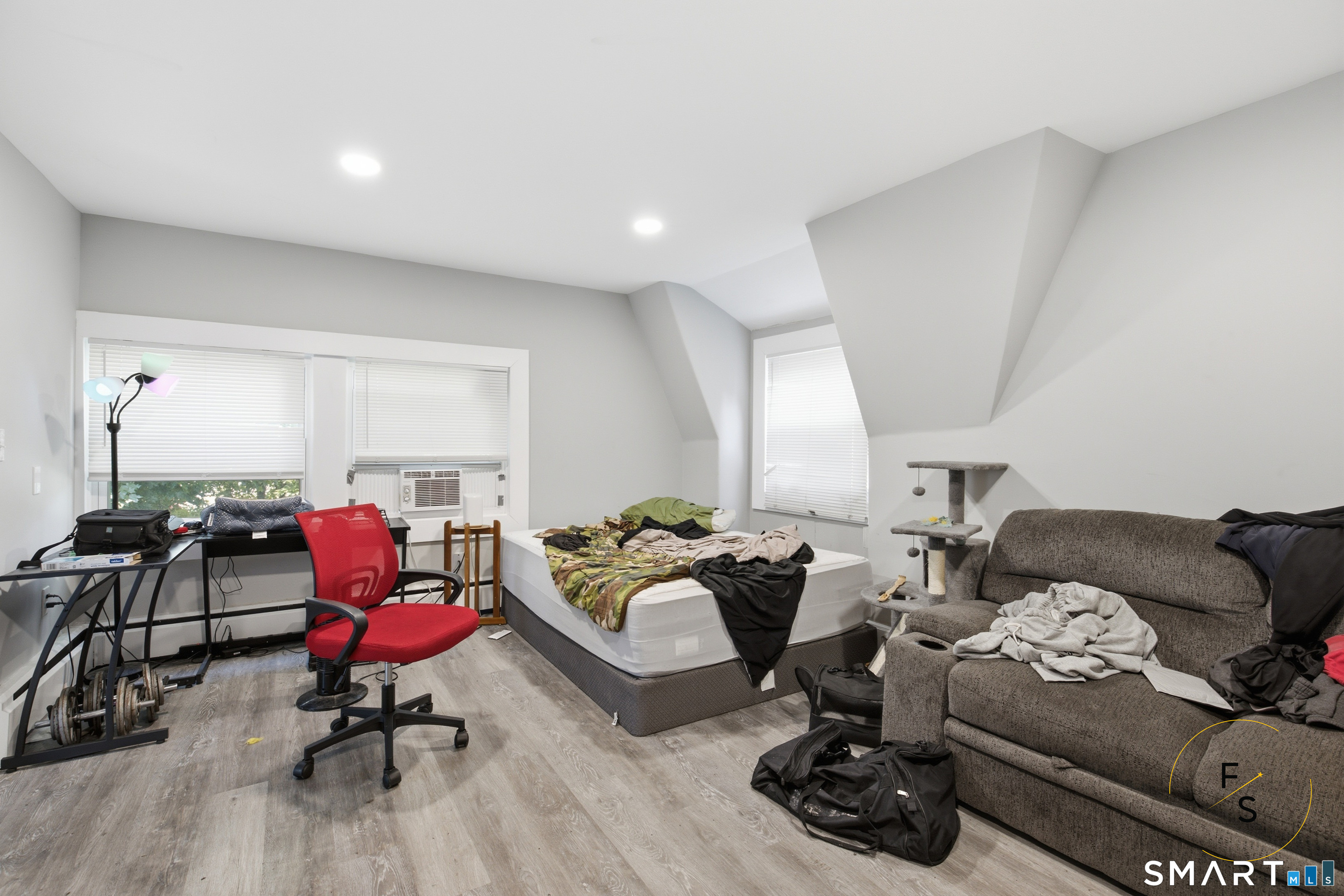 24 Park Terrace Hartford CT 06106