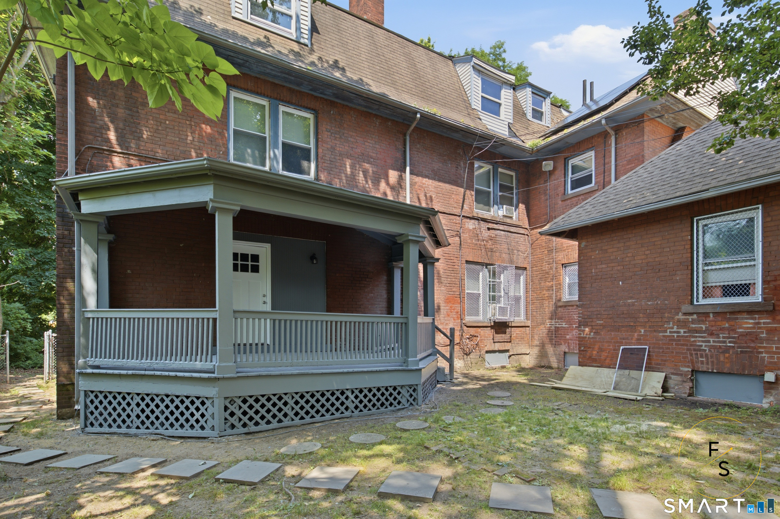 24 Park Terrace Hartford CT 06106