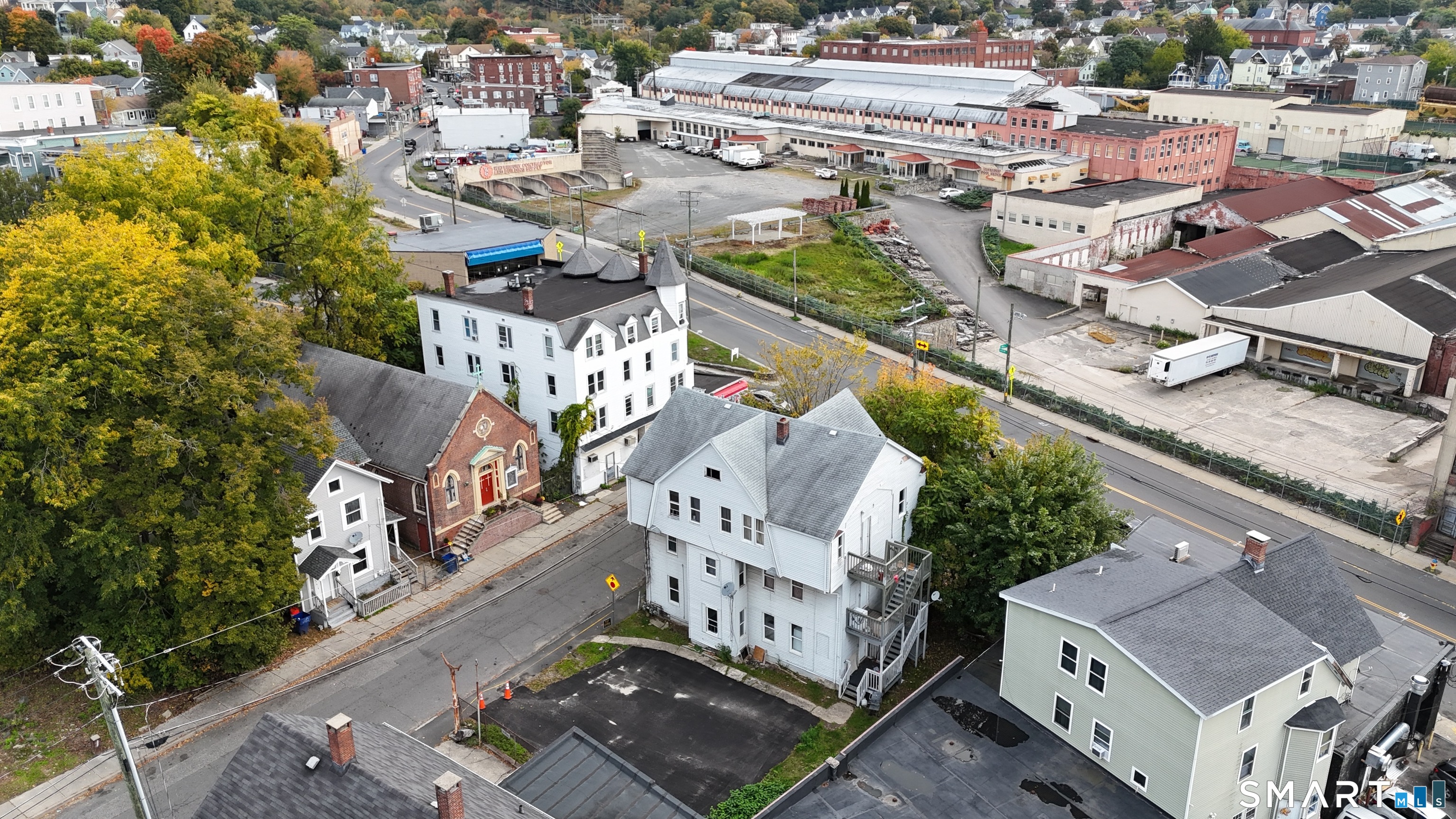 17 Burton Street Waterbury CT 06704