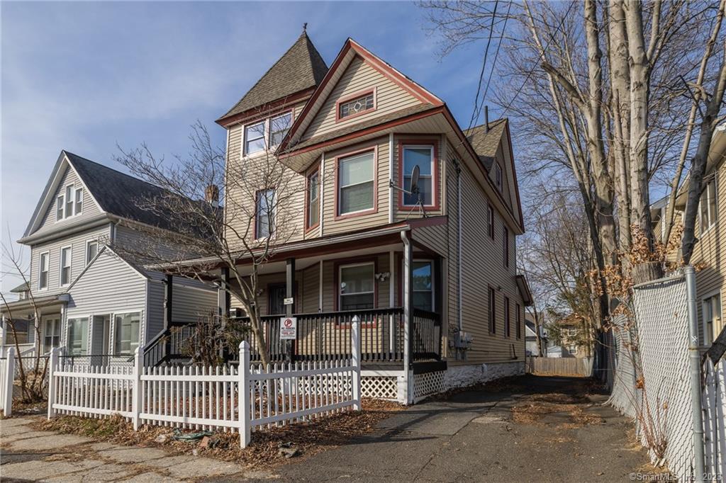 214 Beechwood Avenue Bridgeport CT 06604